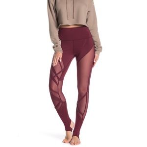 ALO High Waisted Wrapped Stirrup Leggings